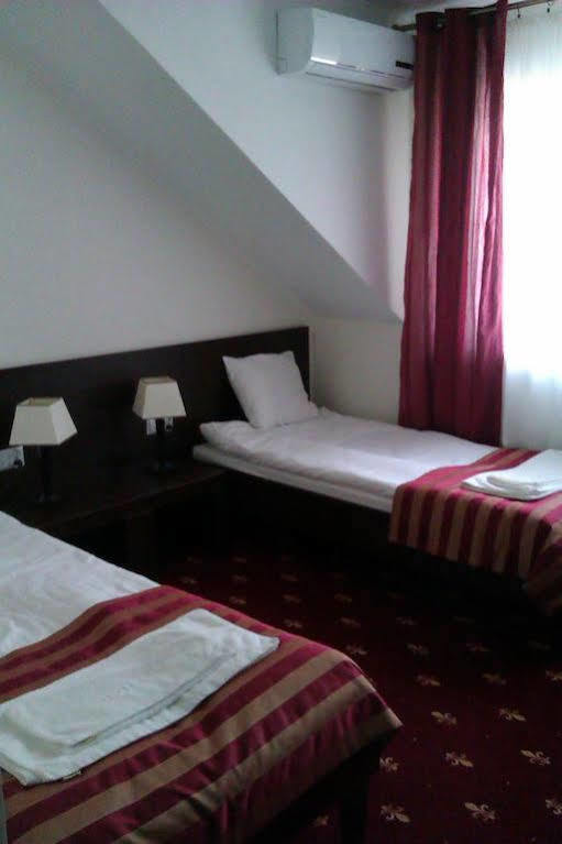 Hotel Platinum Hrubieszow Luaran gambar