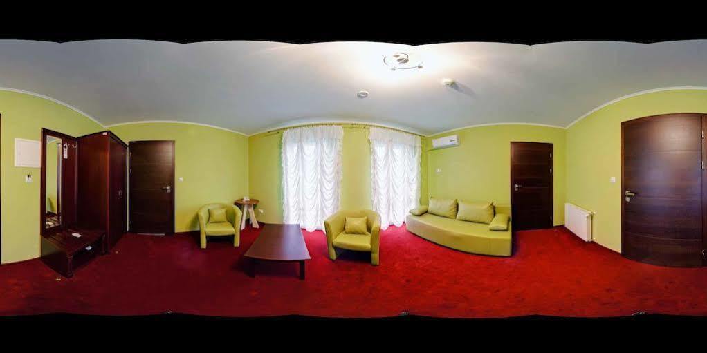 Hotel Platinum Hrubieszow Luaran gambar