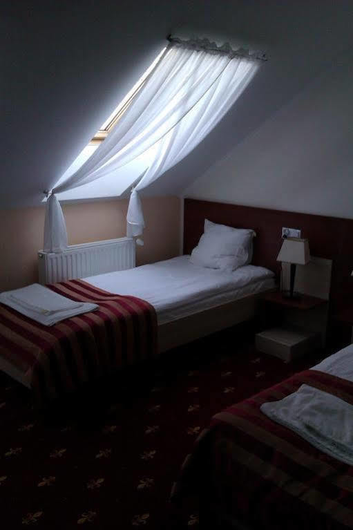 Hotel Platinum Hrubieszow Luaran gambar